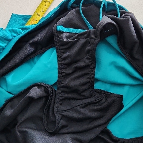 Under Armor Shorts Womens Size XXL Athletic Running Loose Mesh Undies Artsy Abst - Picture 9 of 9